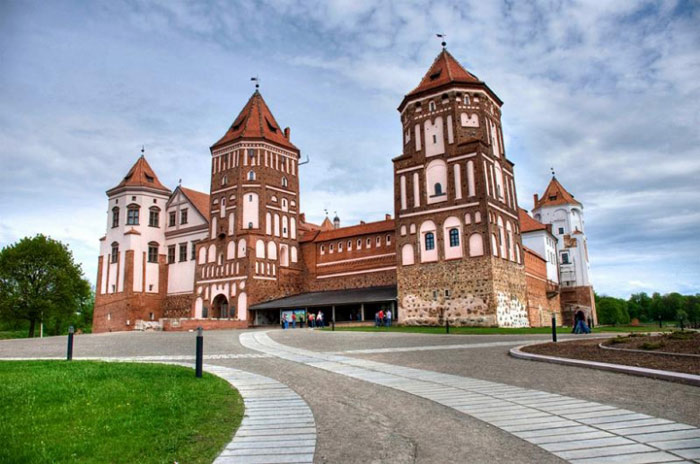 Picture 9 of Mirsky Castle Complex - World cultural heritage in Belarus