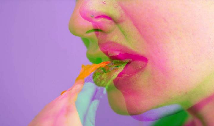Picture 5 of Misophonia: Strange syndrome causes people to be 'allergic' to the sound of chewing and breathing
