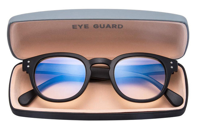 Picture 4 of Mistakes people often have about blue light and effective eye protection
