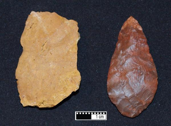 Picture 1 of Modern people use fire to make stone tools from 72000 years ago
