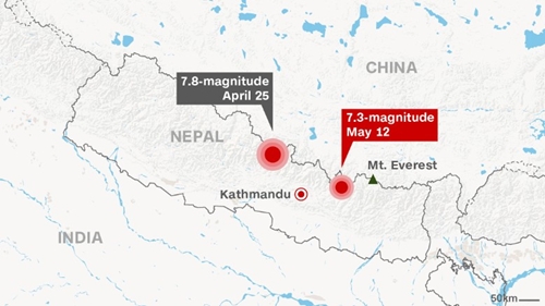 Picture 2 of More than 40 people were killed in Nepal earthquake
