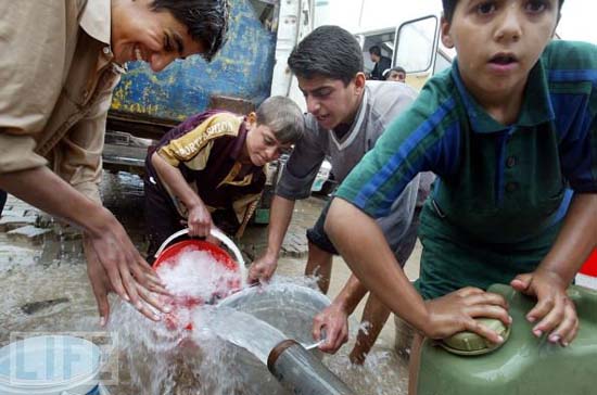 Picture 1 of More than one billion people lack clean water by 2050