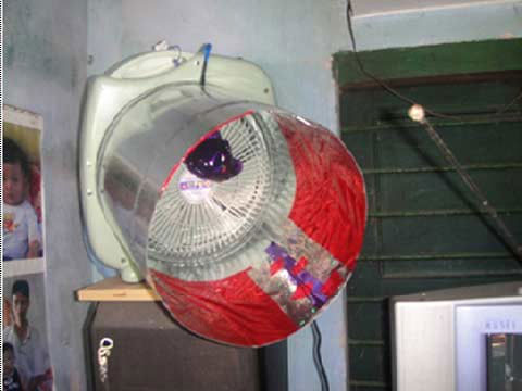 Picture 1 of Mosquito catcher of two rice engineers