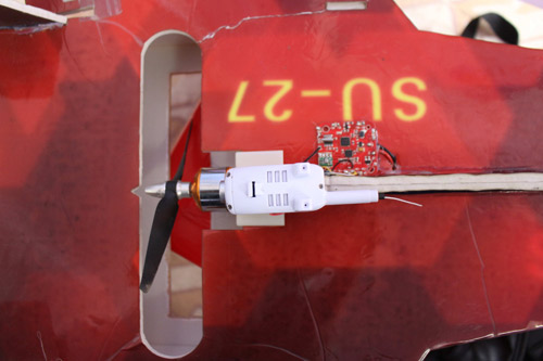 Picture 3 of Mountain students build aircraft to explore fires