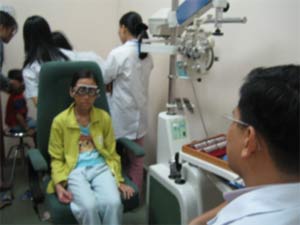 Picture 3 of Myopia - How to care for and prevent complications