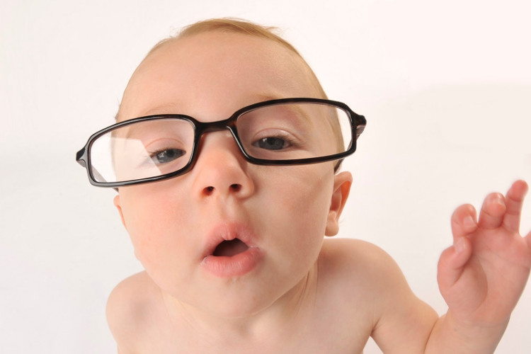 Picture 1 of Myopia is often smarter