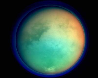 Mysterious beauty of Saturn images 6