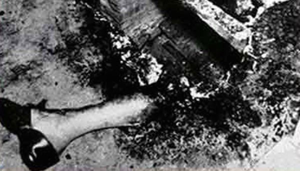 Picture 4 of Mysterious case: The woman burnt to ashes inside the apartment almost intact