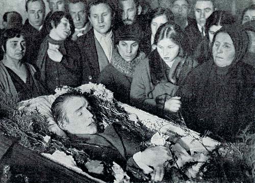 Picture 1 of Mysterious death of Russian poet Sergei Esenin