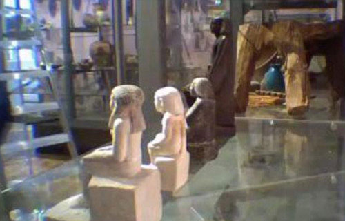 Picture 1 of Mysterious Egyptian statues themselves move