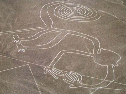 Picture 7 of Mysterious giant figures in Peru