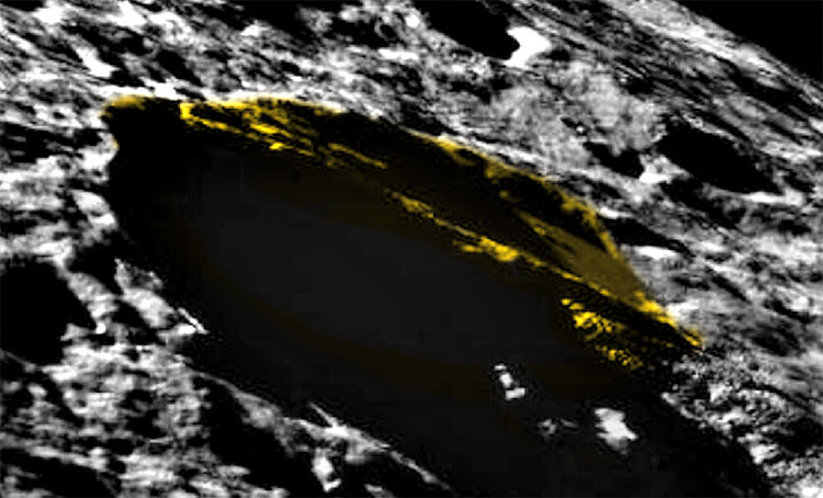 Picture 1 of Mysterious giant triangle on the Moon
