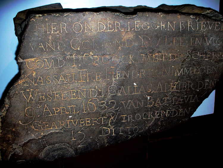 Picture 3 of Mysterious messages in Madagascar