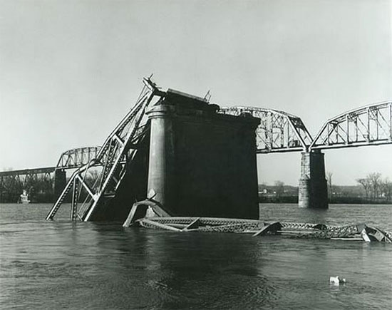 Picture 8 of Mysterious places like Bermuda Triangle Triangle