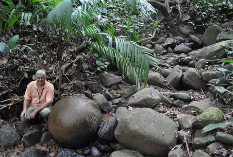 Picture 4 of Mysterious stone balls
