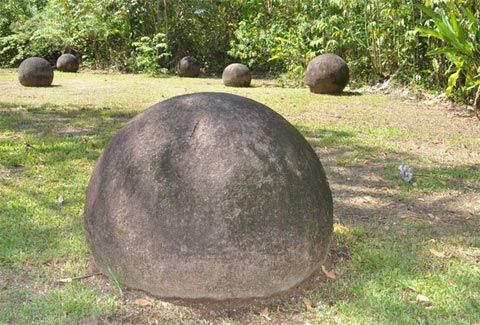 Picture 7 of Mysterious stone balls