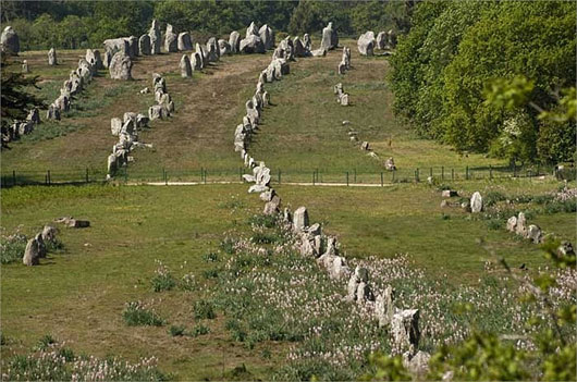 Picture 4 of Mysterious stone statues of prehistoric stone in France
