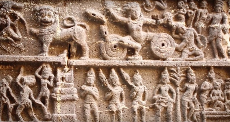 Picture 6 of Mysterious temple in India is carved from a single stone block