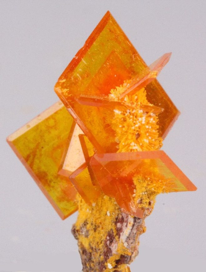Picture 26 of Mysterious universe hidden in natural gems