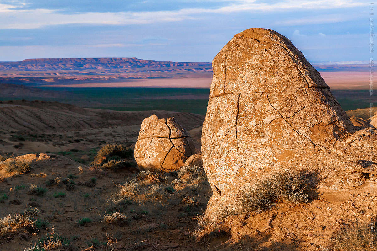 Picture 7 of Mysterious valley with strange rocks like straying to another planet