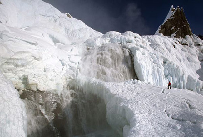 Picture 13 of Nahanni National Park - Canada