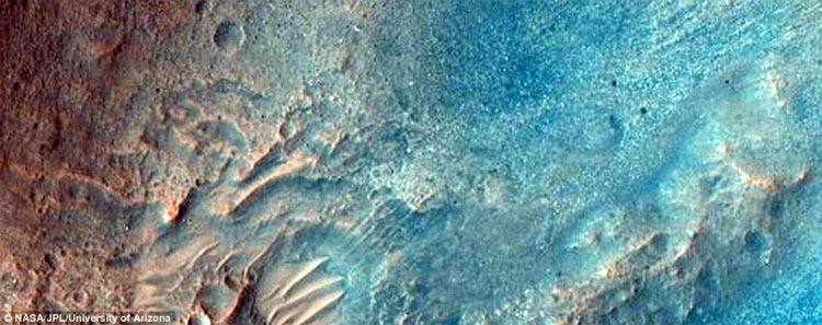 Picture 8 of NASA announces 15 beautiful images of Mars