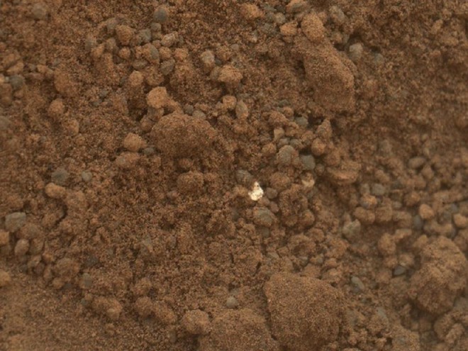 Picture 6 of NASA explains strange images on Mars