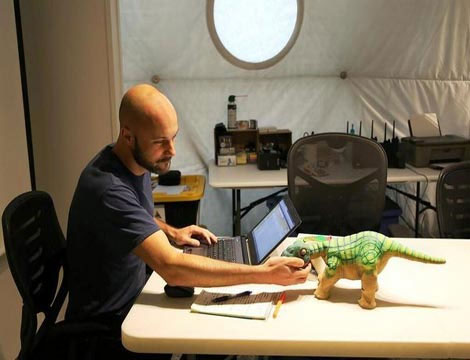 Picture 2 of NASA lets people try it on ...