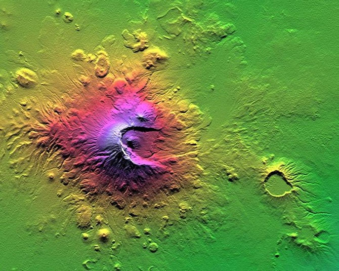 Picture 4 of NASA photos of volcanoes on Earth will make you feel small