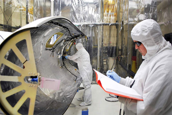 Picture 1 of NASA prepares to launch a satellite observing the sun's surface