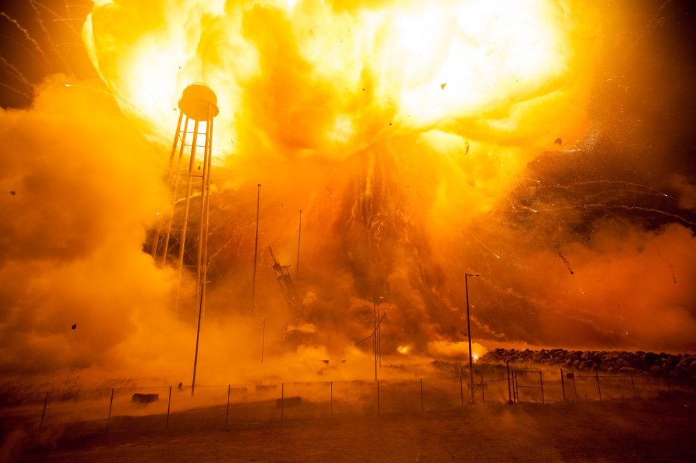 Picture 15 of NASA released an image that recorded the Antares missile explosion last year