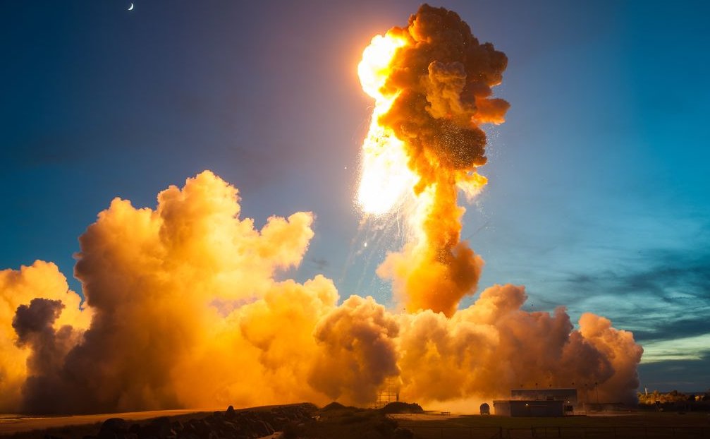 Picture 17 of NASA released an image that recorded the Antares missile explosion last year