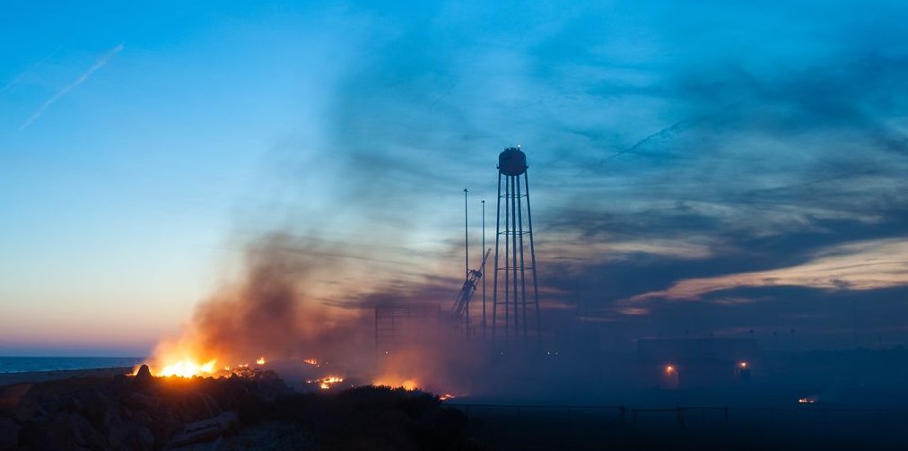 Picture 18 of NASA released an image that recorded the Antares missile explosion last year