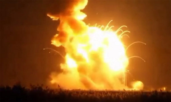 Picture 1 of NASA rocket exploded after six seconds of leaving the launch pad
