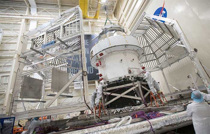 Picture 8 of NASA tests rocket engine on the Moon