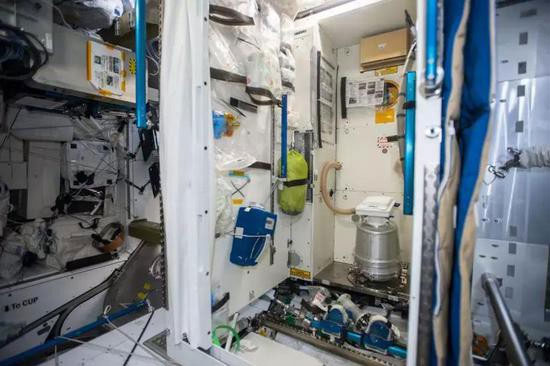 Picture 2 of NASA turns human excrement into food for astronauts