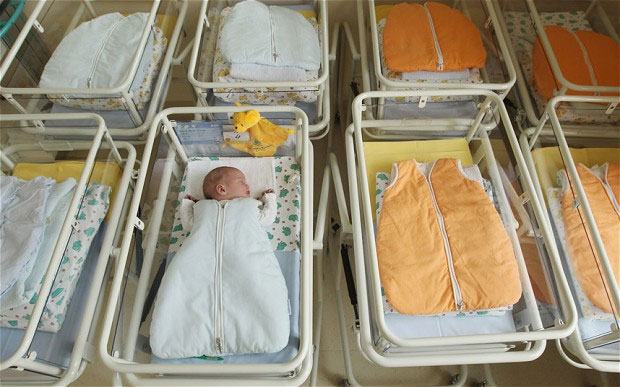 Picture 1 of Nearly 4 thousand genetic diseases were discovered after 2 days of birth