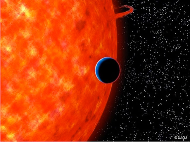 Picture 1 of Neptune has a blue sky like Earth