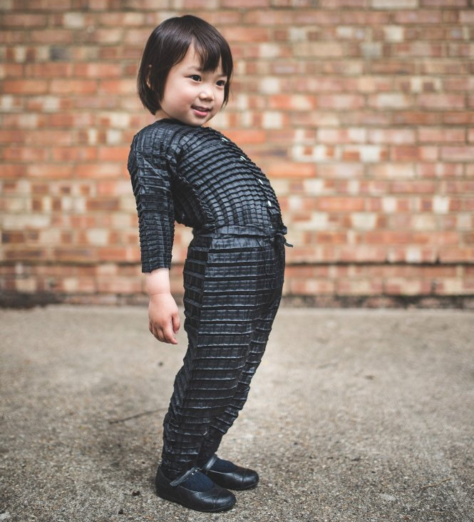 Picture 1 of New invention: 'big' clothes with children