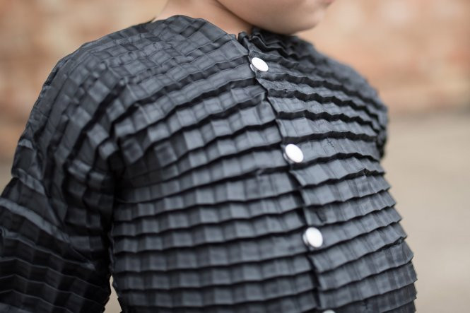 Picture 3 of New invention: 'big' clothes with children