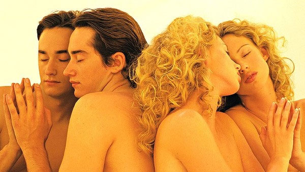 Picture 3 of New research helps identify people 'self-love'