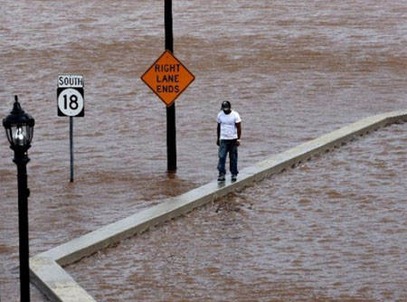 Picture 7 of New York fights the storm
