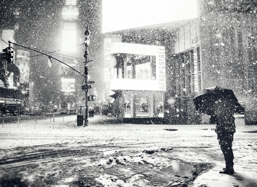Picture 5 of New York is as beautiful as heaven in a historic snowstorm