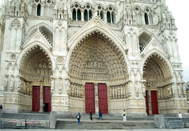 Picture 3 of Notre Dame Cathedral Amiens - France