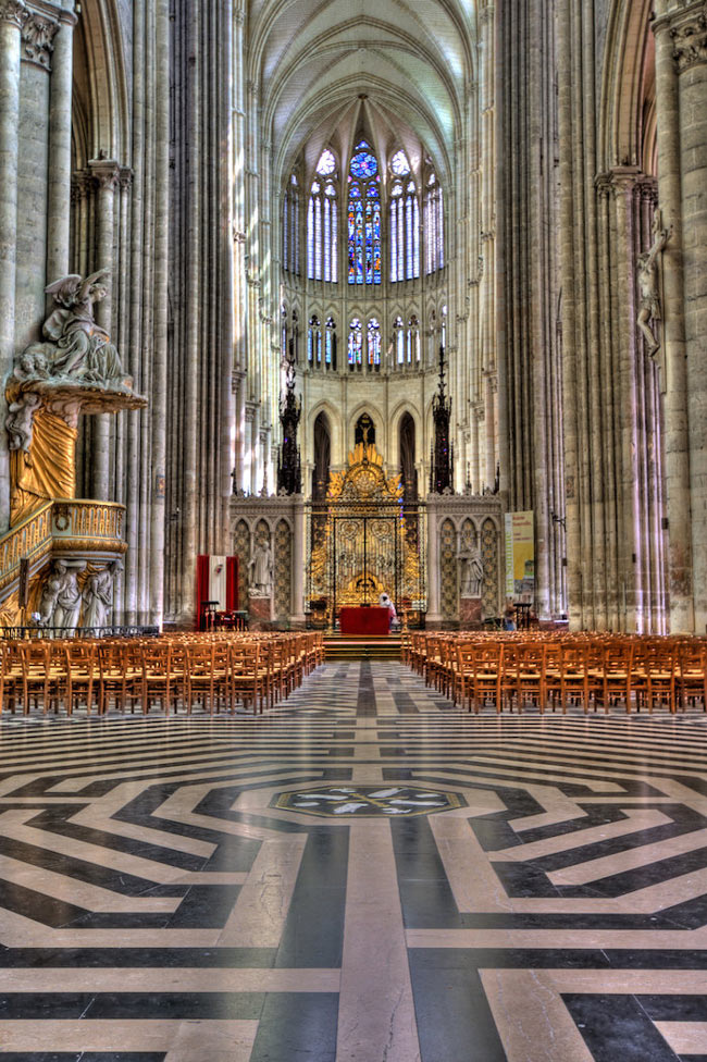 Picture 5 of Notre Dame Cathedral Amiens - France