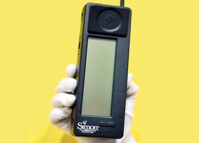 November 23, 1992 - The World's First Smartphone Introduced By IBM