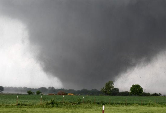 Picture 1 of Oklahoma whirlwind stronger than Hiroshima atomic bomb