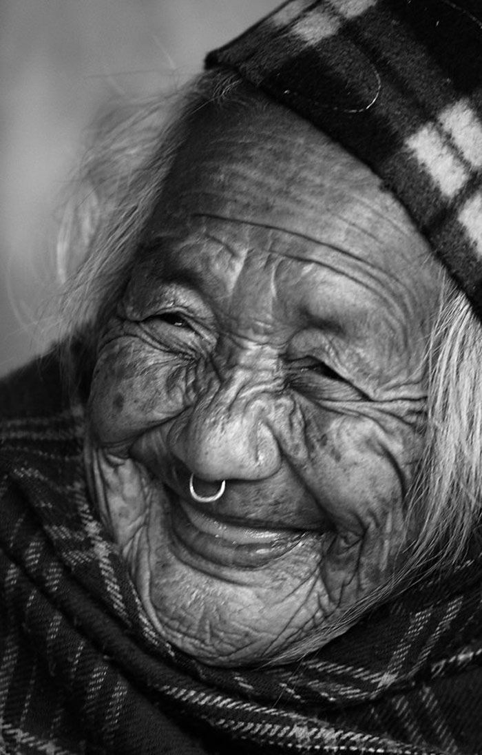 Picture 15 of Old age smile: 'No teeth' is still beautiful