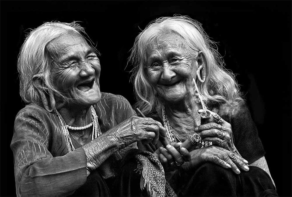 Picture 7 of Old age smile: 'No teeth' is still beautiful