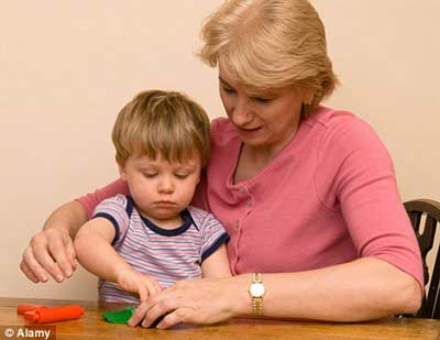 Picture 1 of Older mothers are more likely to give birth to autistic children